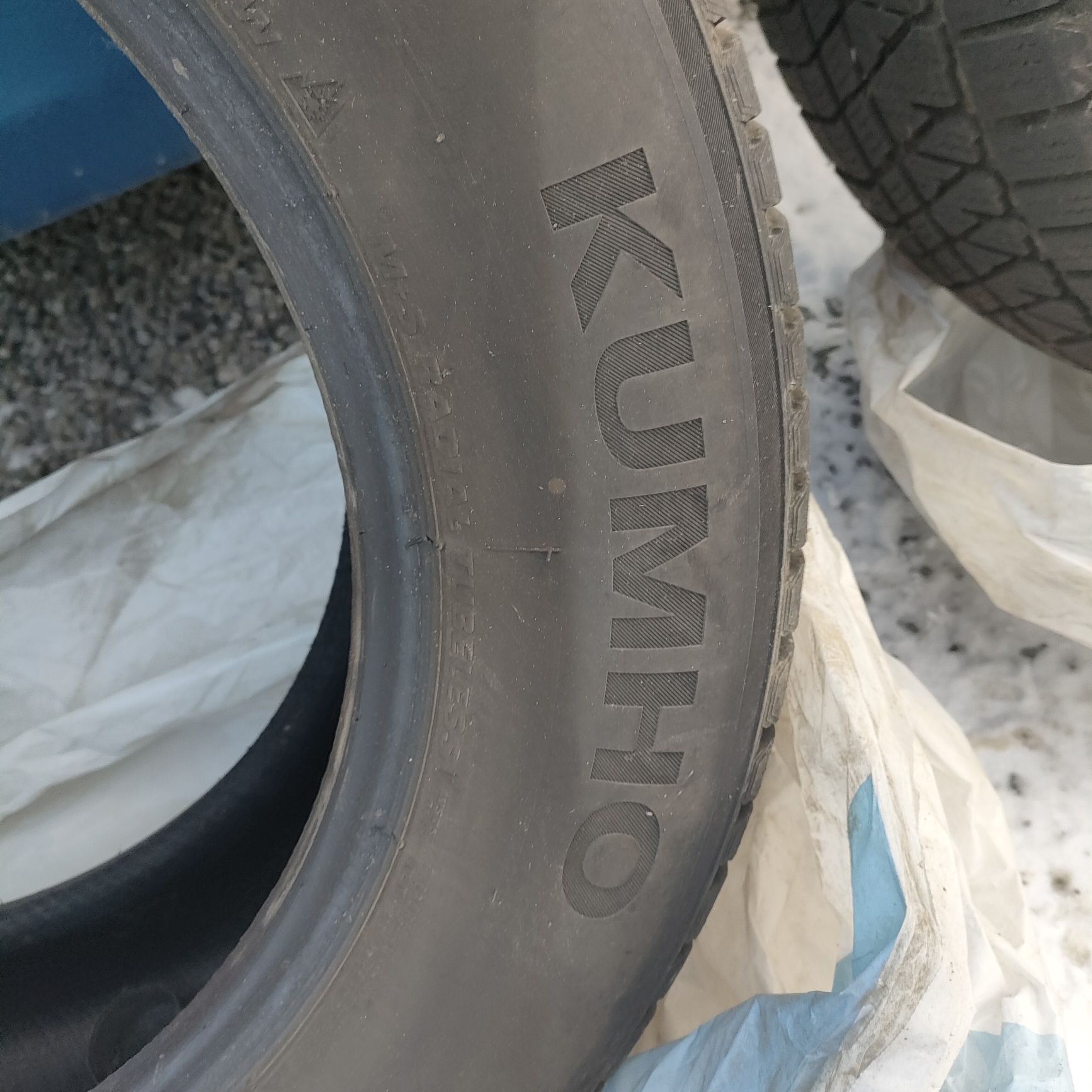 Opony Kumho 225/65/17r 106h