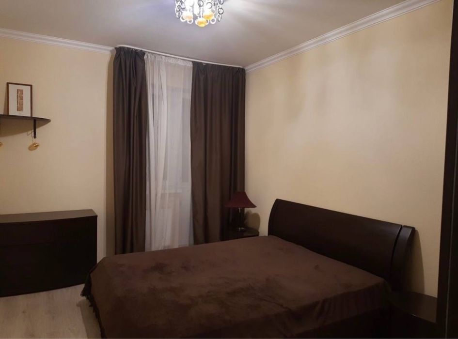 Власник   продаж без відсотків 3 кім метро Позняки