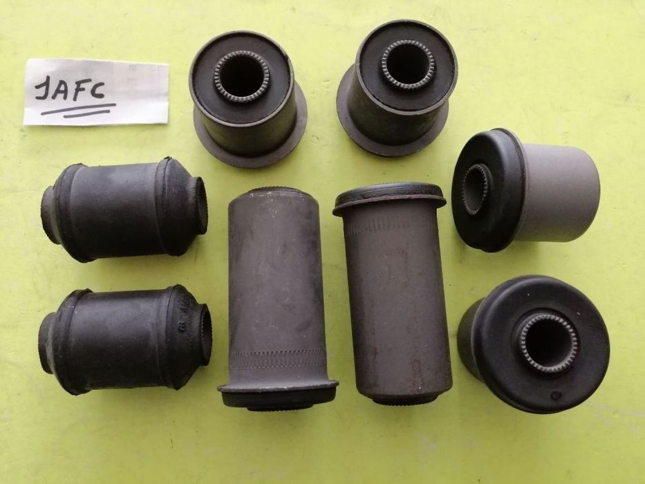 Kit de 8 sinoblocos dos braços Mitsubishi L200 K74 NOVOS
