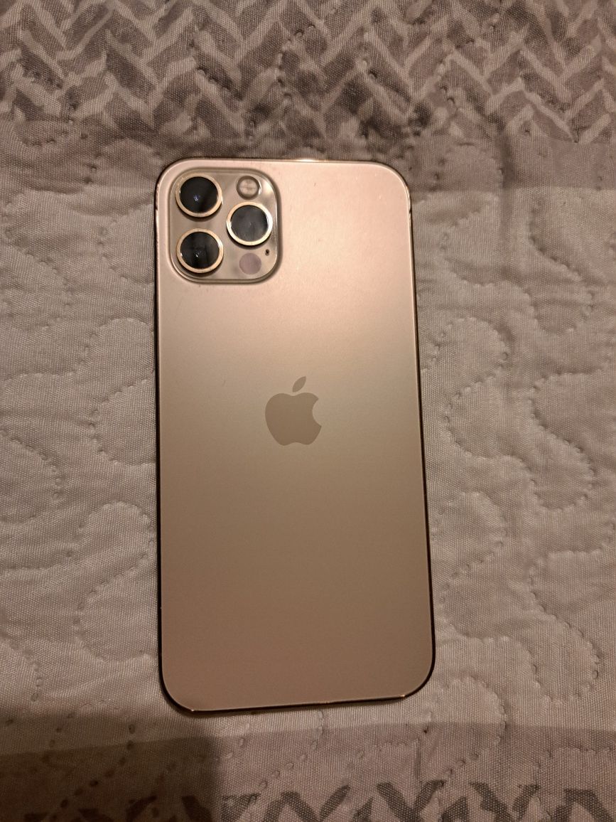 Iphone 12 pro Gold