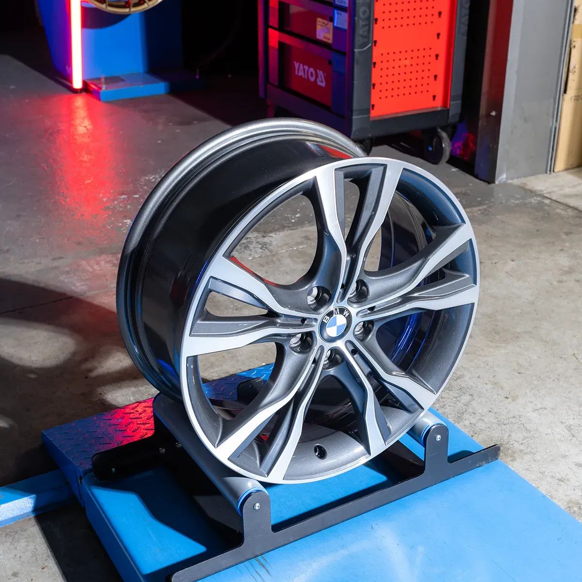 Felgi BMW 18" Seria 1 2 X1 X2 iX1 iX2 F40 F45 F46 F48 F70 G42