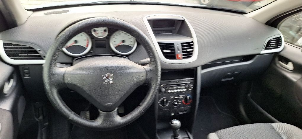 Peugeot 207 1.4 hdi