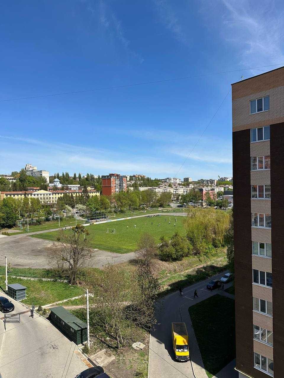 Продам 3к квартиру . Зарічанська 3/3 Рауш . Без комісії для покупця