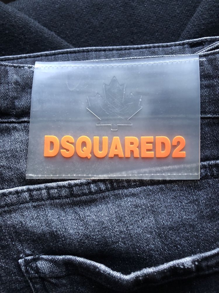 Spodnie dżinsy czarne przecierane DSQUARED2 rozm 52