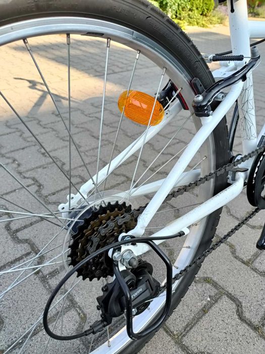 Rower trekkingowy dziecięcy Btwin Riverside 100 24"