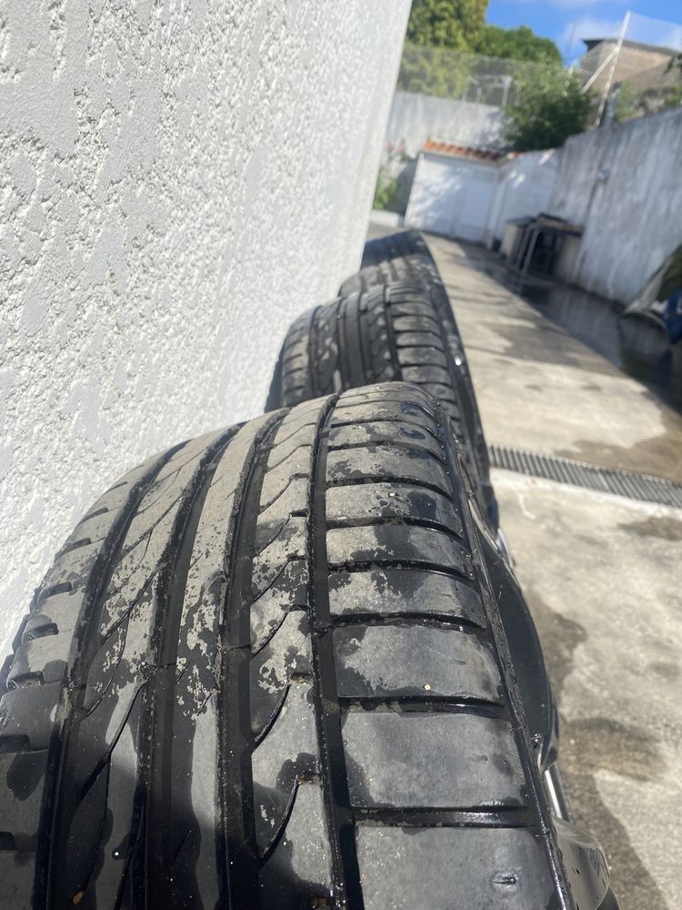 Jantes 17 4x100  215/40R17