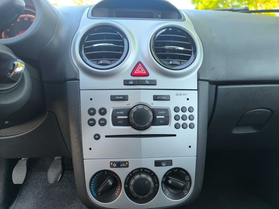 Opel Corsa 1.2 Gasolina  2011  Nacional Ar Condicionado