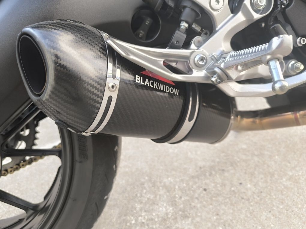 Linha de escape completa MT09 BLACKWIDOW