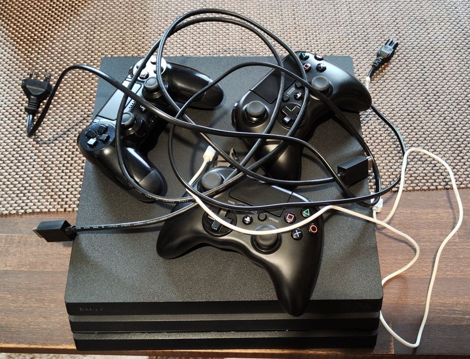 Ps4 Pro plus gry