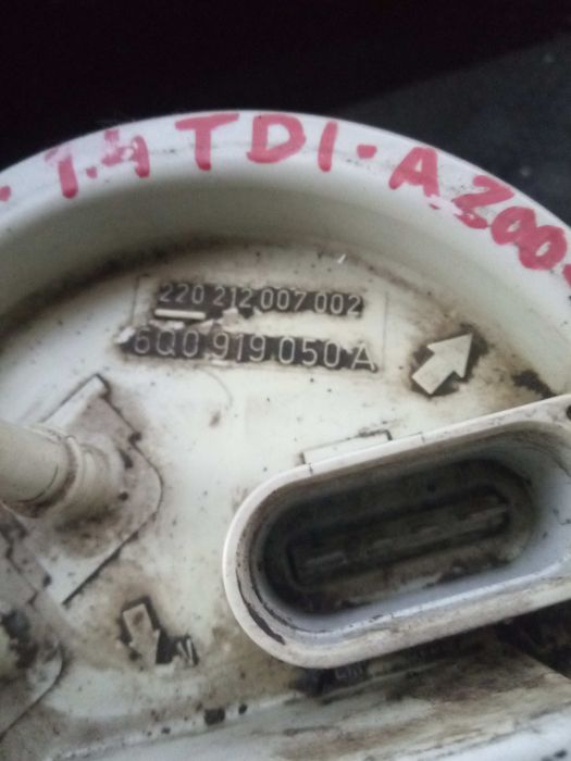 Boia combustível VOLKSWAGEN Polo (9N)