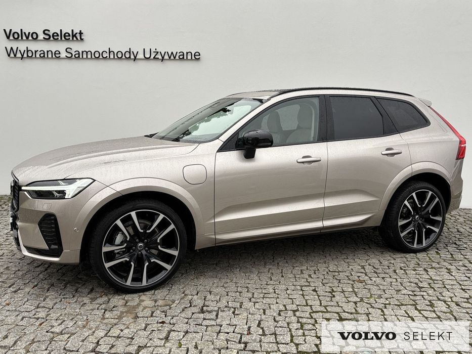 Volvo XC 60 VOLVO XC60 T8 Plug-In Hybrid AWD Ultra Dark aut