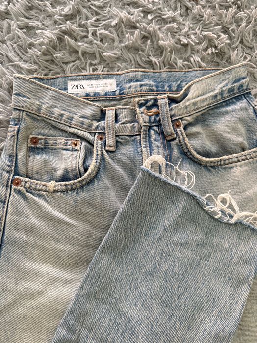 Прямі світлі джинси Zara