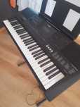 Keyboard Yamaha psr e453