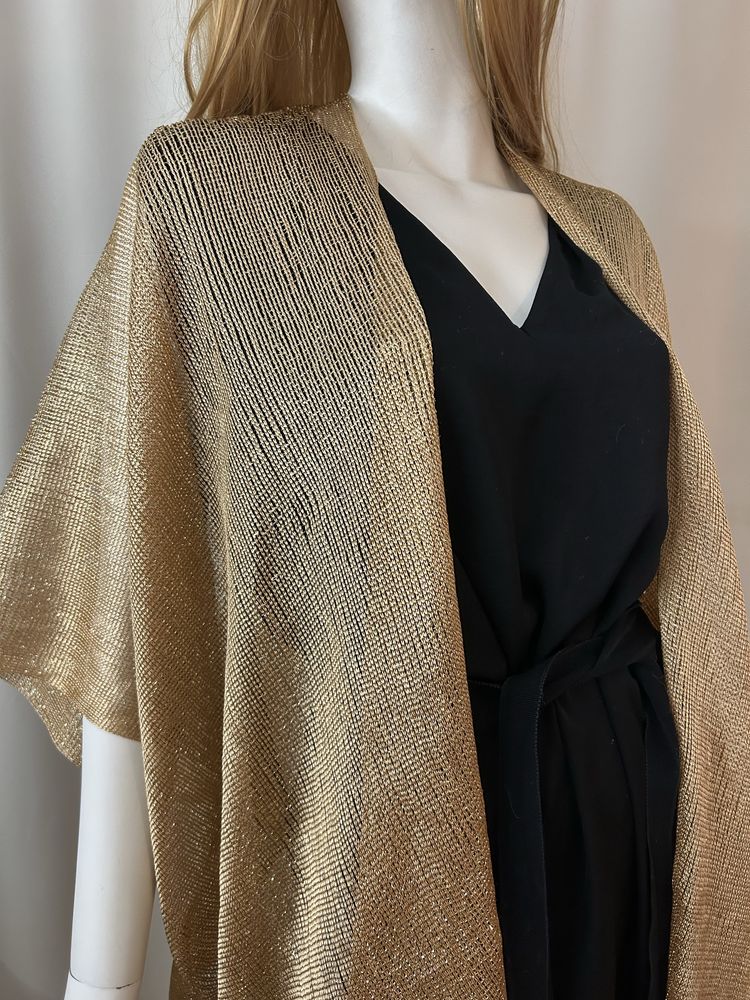 Zlota narzutka poncho elegancka kimono luksus