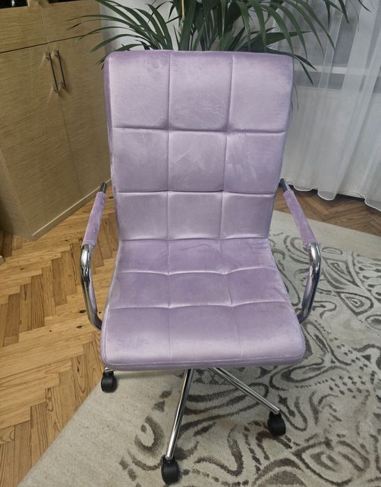 Fotel obrotowy dla dziecka