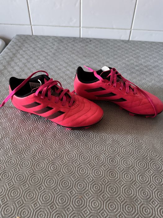 Chuteiras criança adidas n 34