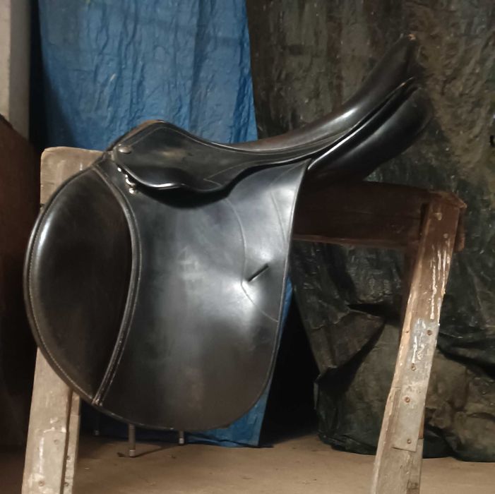 Sprzedam siodło Pessoa Paris 17 cali wymienne łęki