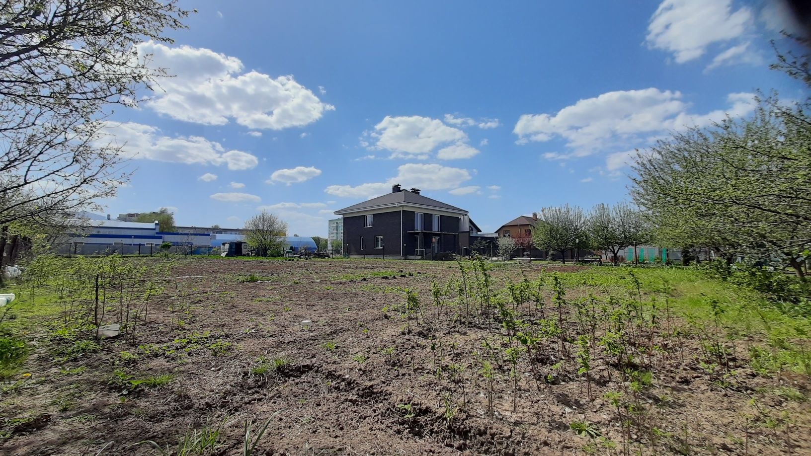 Продам ділянку 16с,елітне місто під забудову