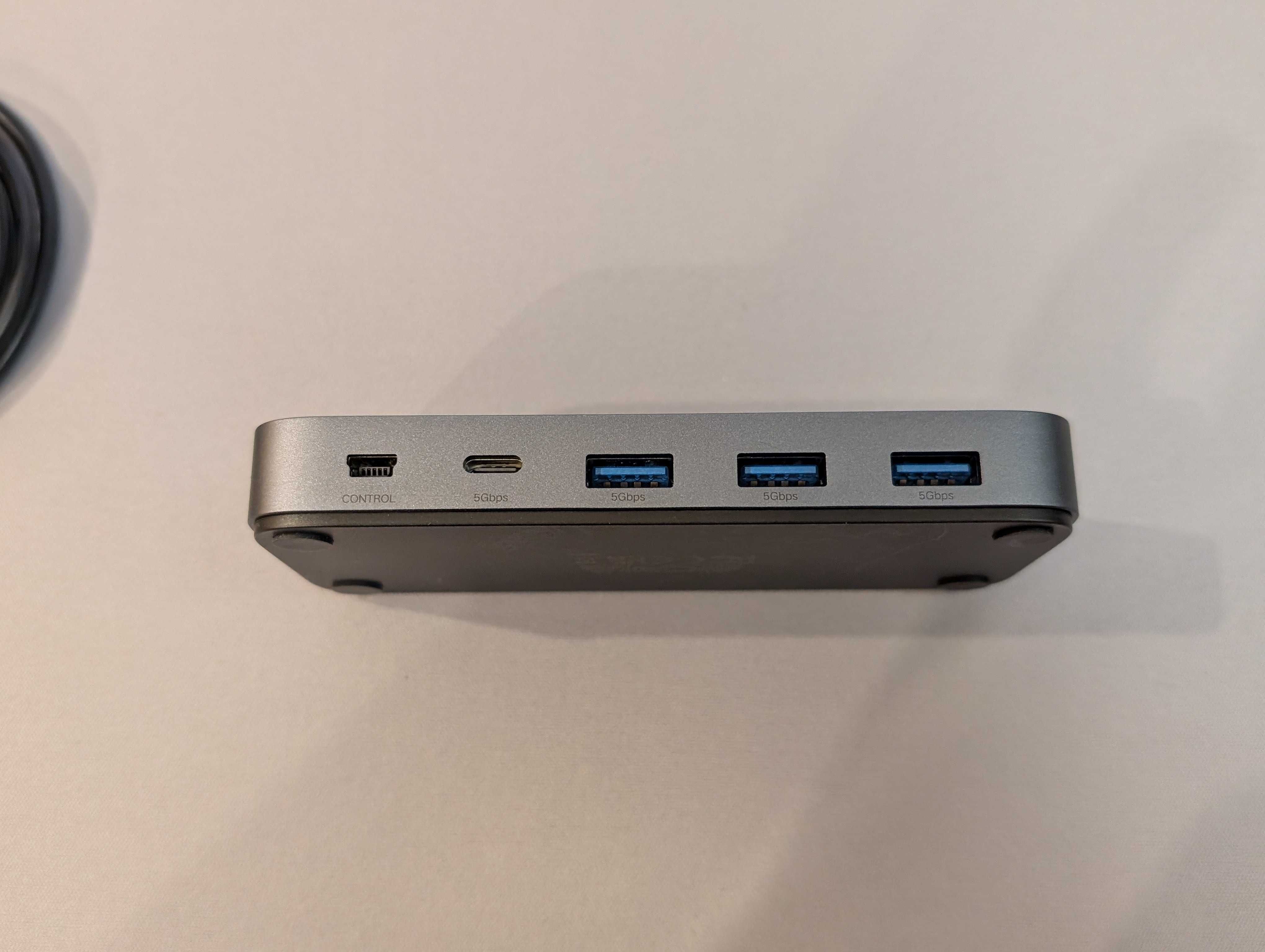 Switch KVM USB Ugreen 5Gbps