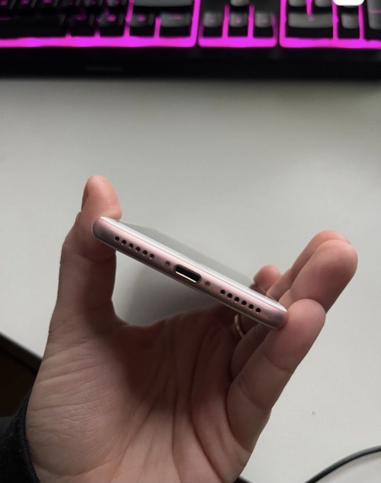 Iphone 7 rose sprawny