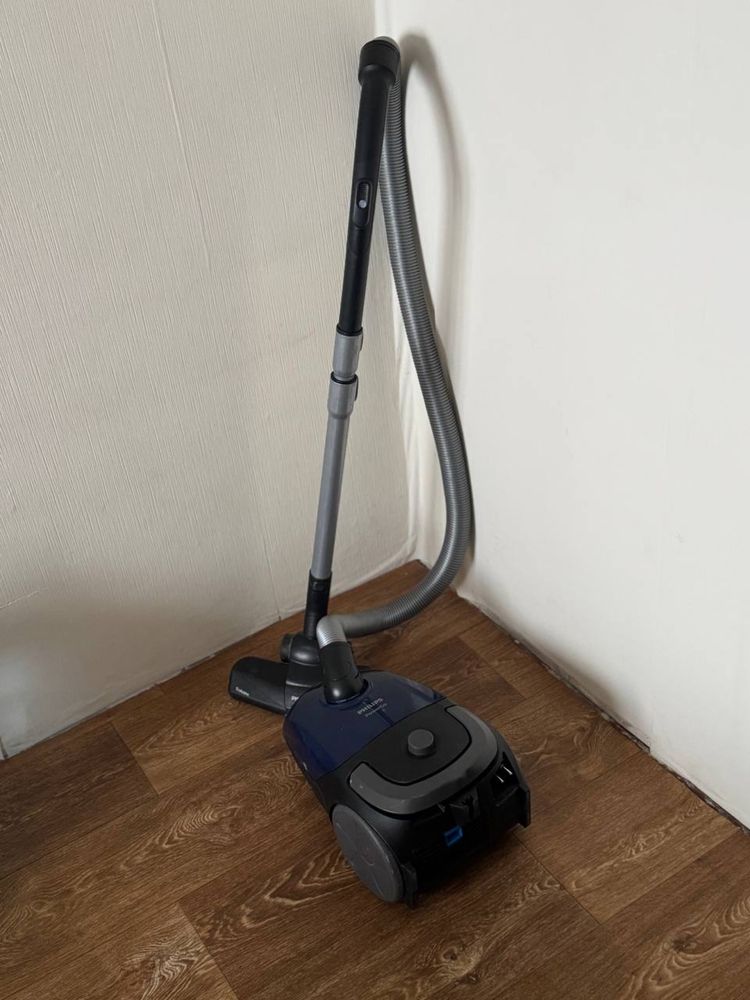 Пилосос fc8240/09 philips