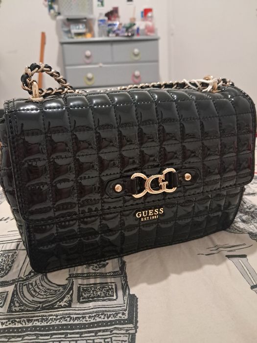 Guess  сумка на плече