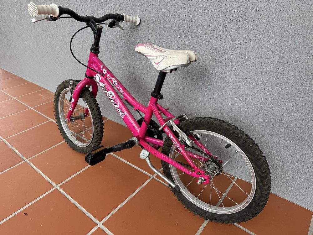 Bicicleta criança como nova