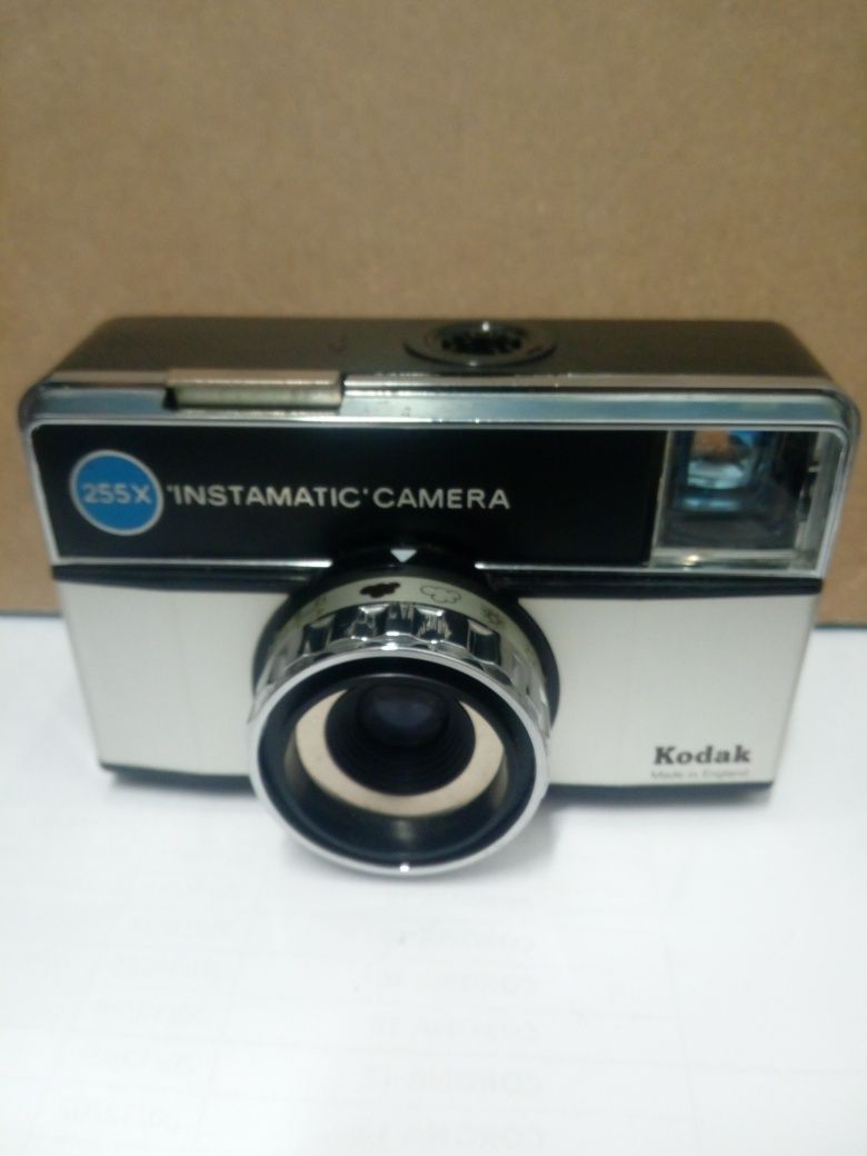 Aparat fotograficzny Kodak 255x instamatic camera z lat 70 kolekcjoner