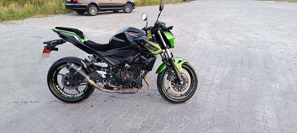 Продам мотоцикл Kawasaki z400