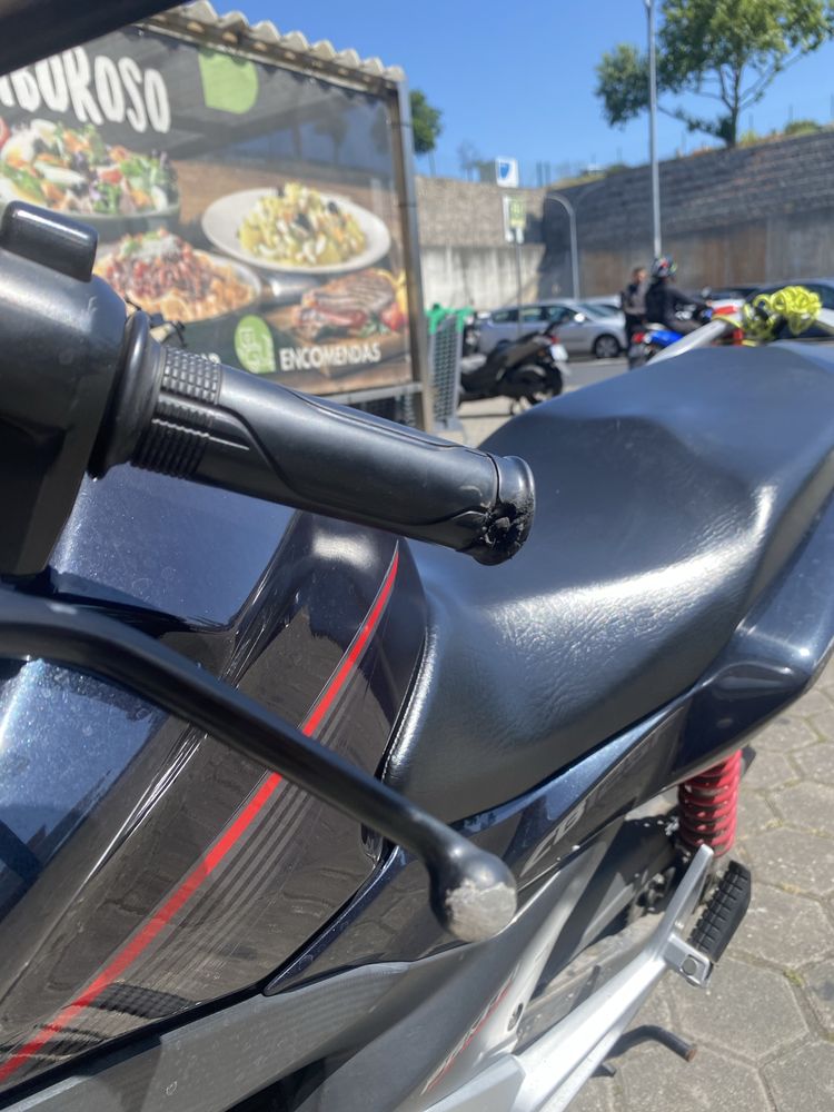 Honda CB125 F 2016
