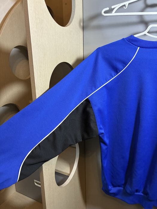 продаю кофту team sportia синього кольору
