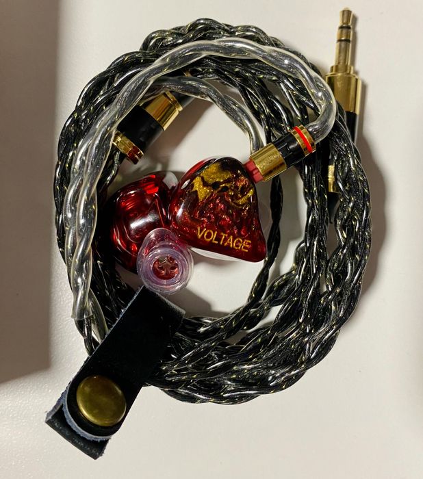 PENON Voltage High-End IEM (2DD + 4BA + 4EST) - Portes incl.