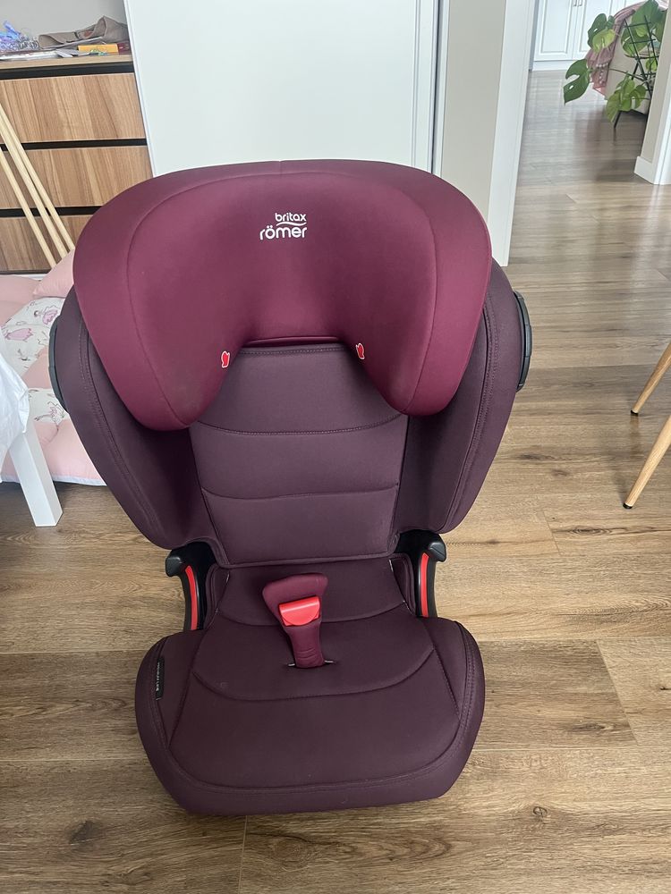 Britax romer kidfix 3 група 2/3 (15-36) Автокрісло