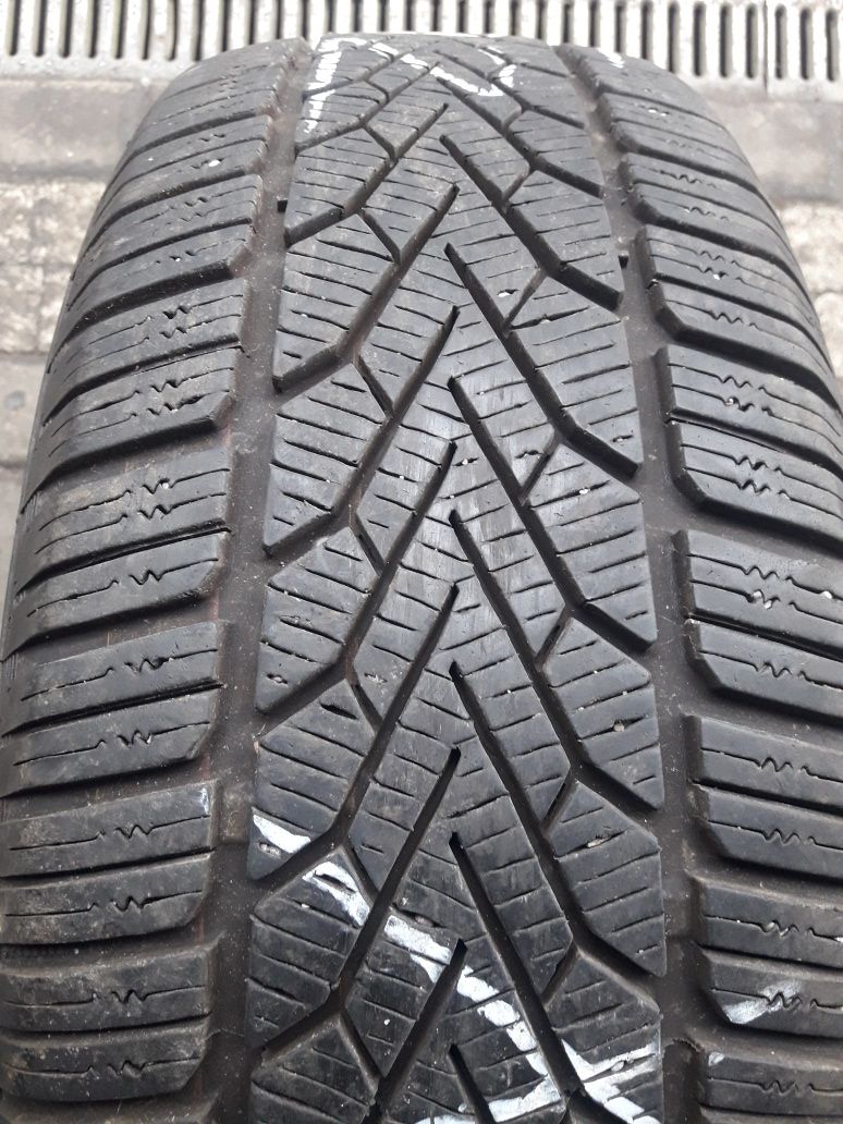 SEMPERIT 205/60R15 91H , pojedyńcza opona zimowa.