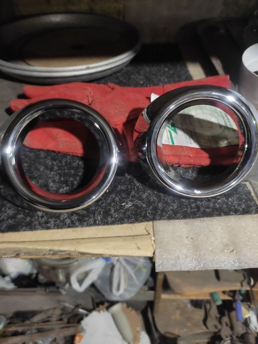 Накладки автомобильные противотуманок