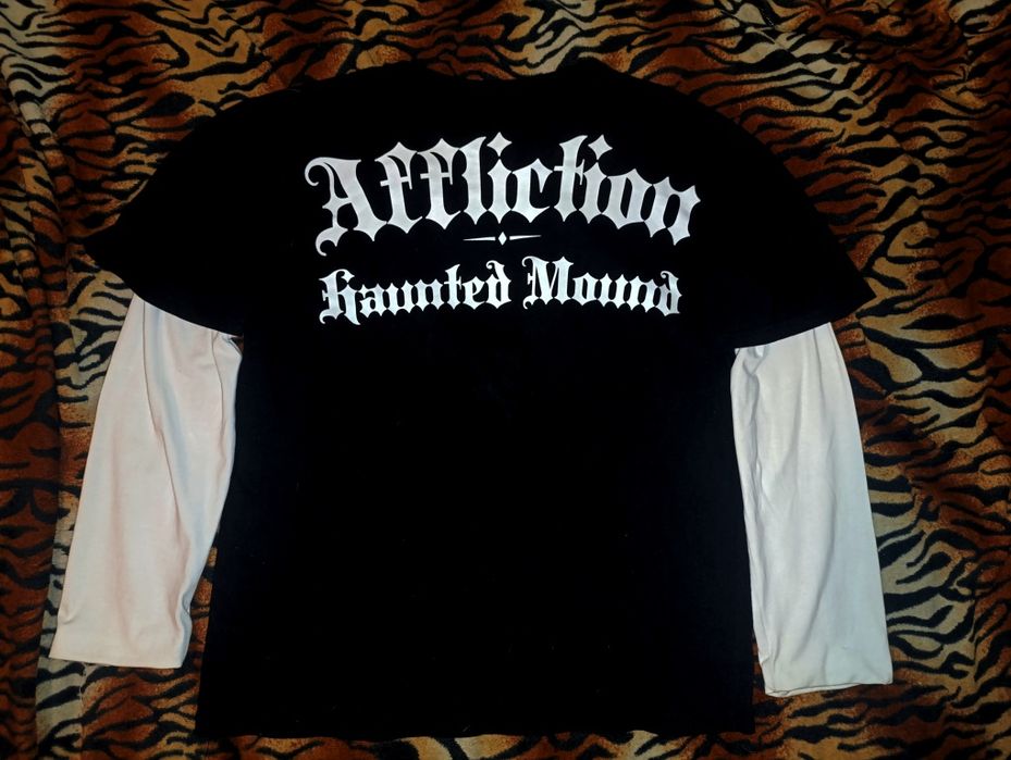 Лонгслив affliction x haunted mound
