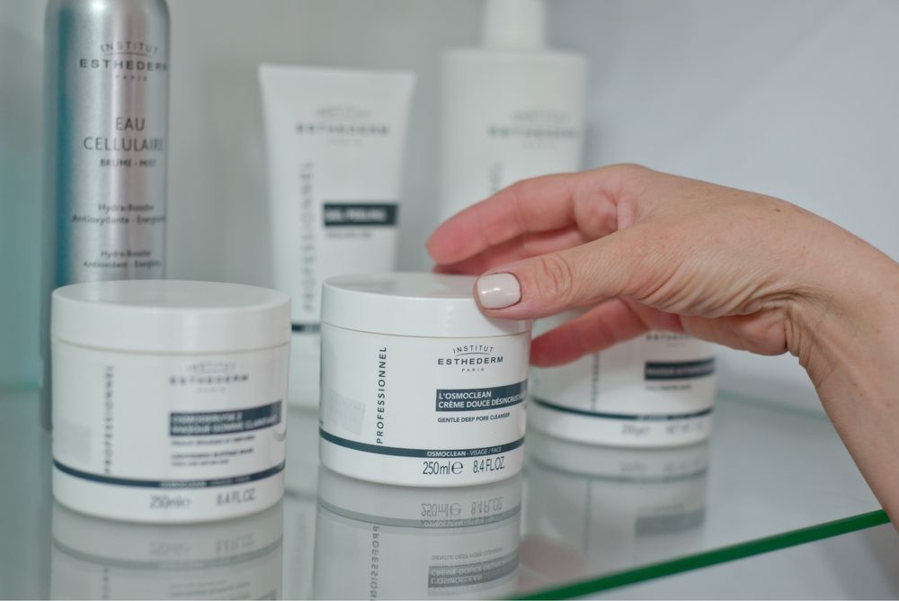 Косметолог, шугаринг, депиляция.