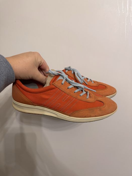 Кроссовки женские кожанные ECCO и H&M