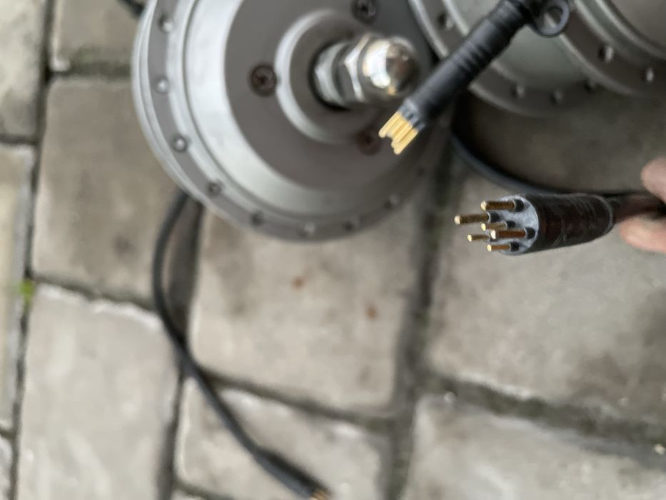 Переднє редукторне мотор-колесо 24/36в 250ват 3пін 6пін 9пін на електр