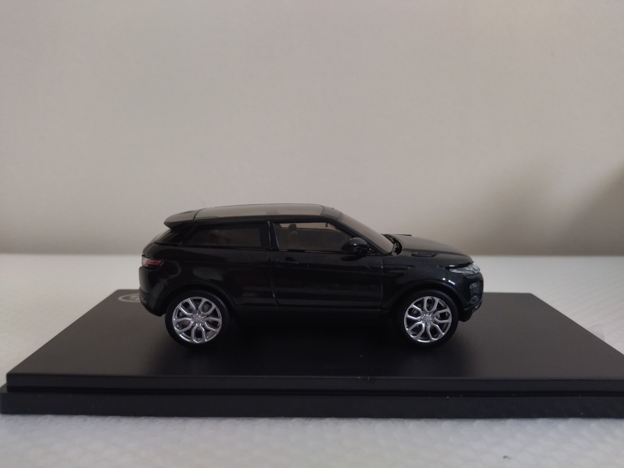 Miniatura Range Rover Evoque 1/43 Nova