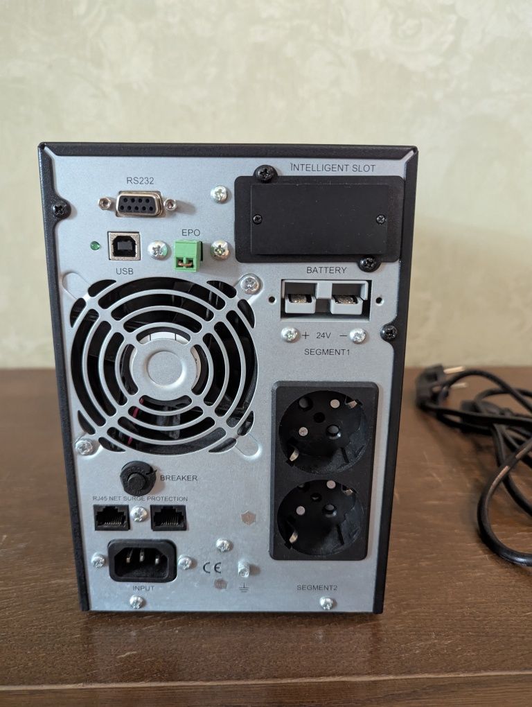 Продаю ДБЖ Challenger HomePro 1000 (On-line, 1000 ВА / 900 Вт)