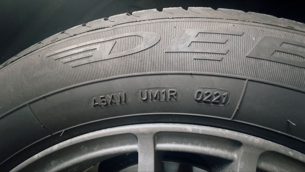 Sprzedam felgi 16 cali 5x114,3 z oponami wielosezonowymi