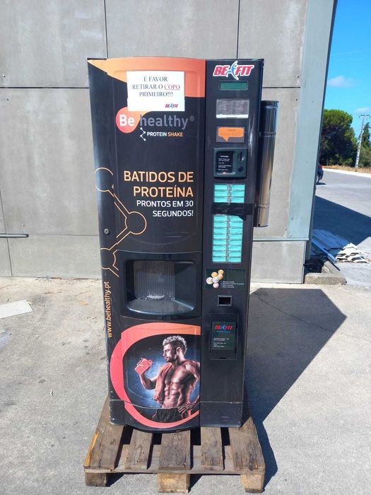 3 Máquinas de Vending – Funcionam perfeitamente