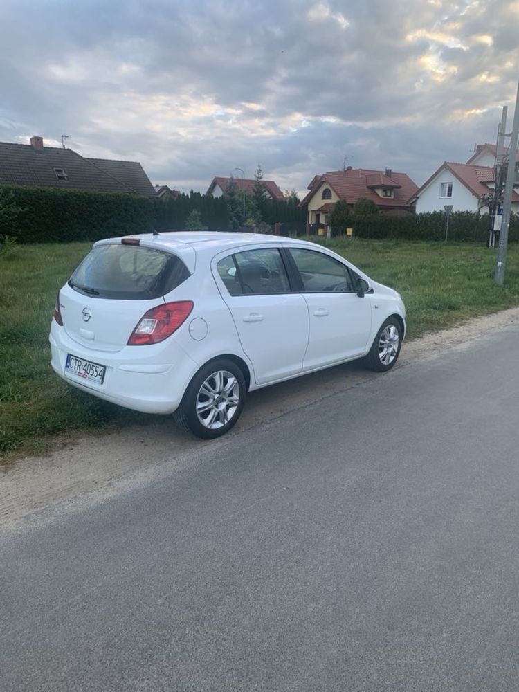 Opel Corsa D 1.4 benzyna