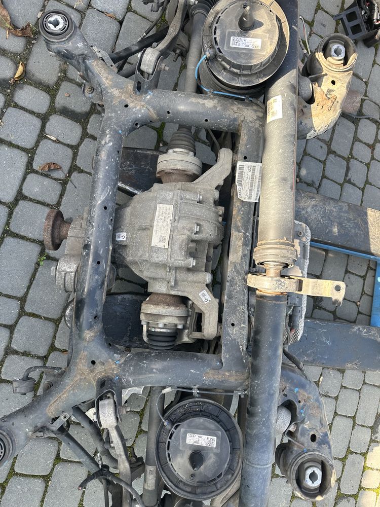 Zawieszenie tył kpl.sanki Audi SQ7 Q7 4M0 15-20r