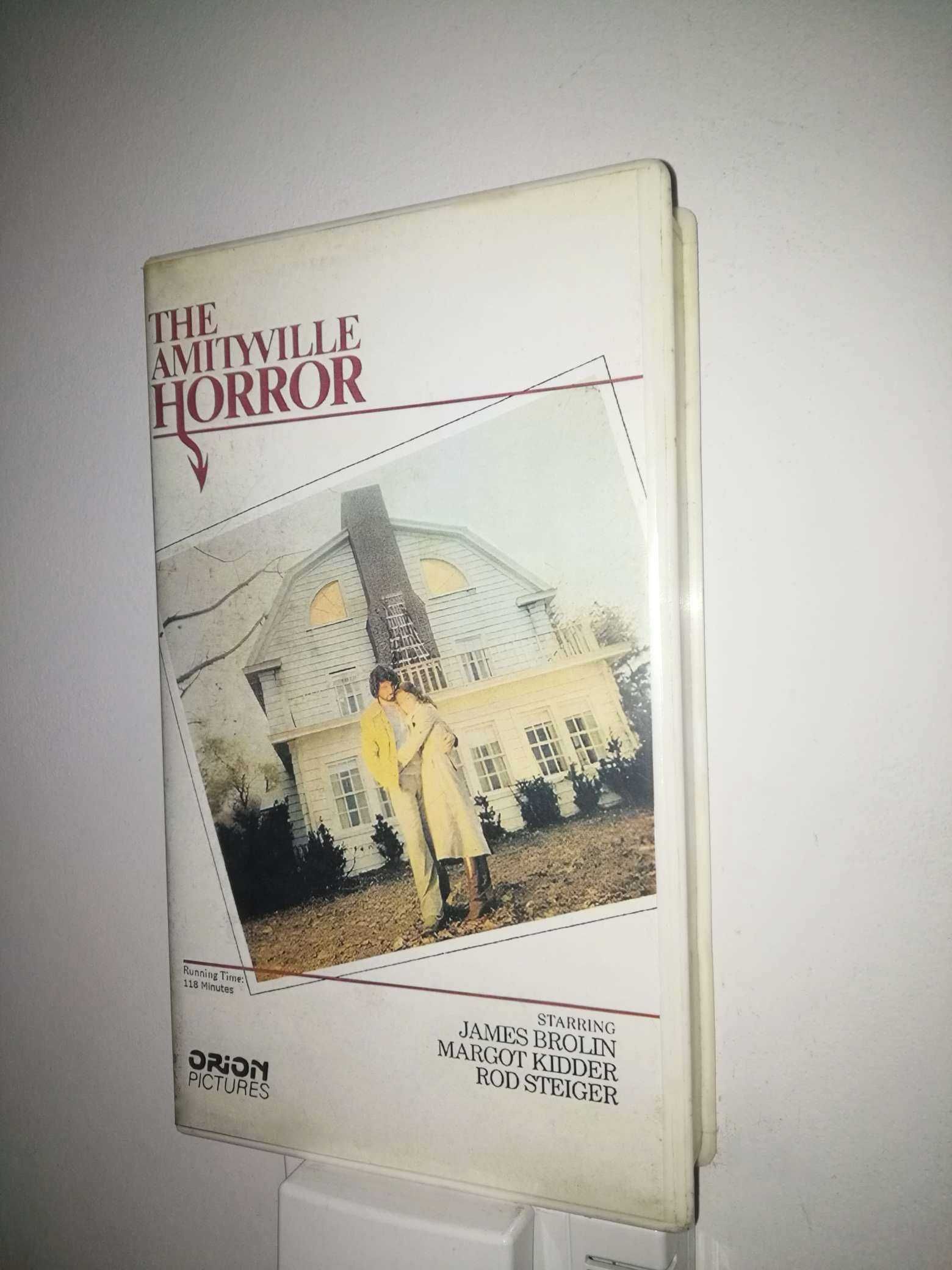 Amityville , Critters , W mroku pod schodami Nasiona vhs filmy horror