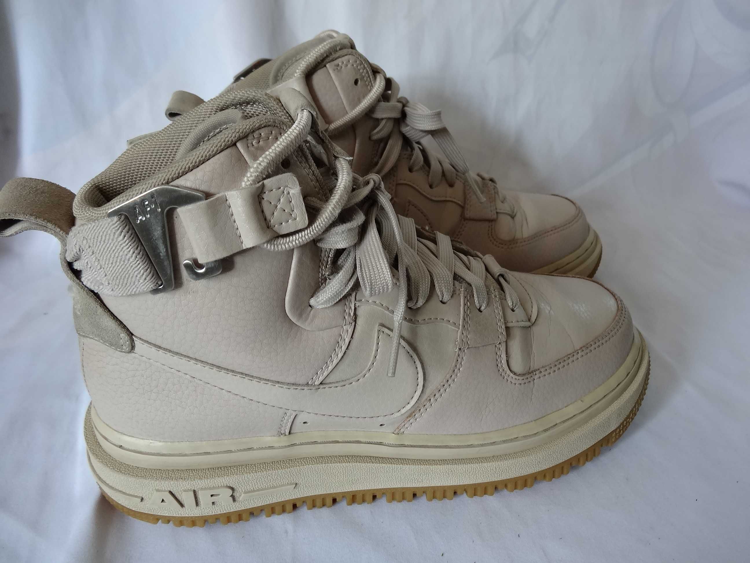 Buty NIKE AIR FORCE 1 HIGH UTILITY 2.0 roz 38,5 Skóra Sportowe Damskie