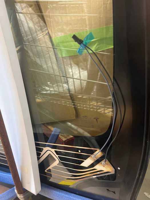 Tesla Model X Лобове скло НОВЕ/Б.У - рестайл дорестайл