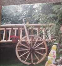 Wóz drewniany zabytkowy odrestaurowany