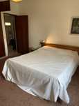 Cama casal + colchão Emma 1 e 1 mesa cabeceira